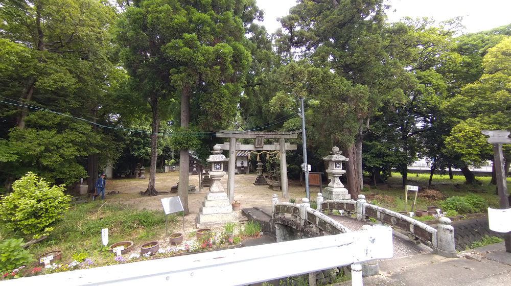 屏風杵築神社